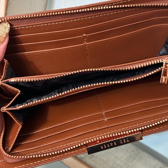 Ted Baker Tan Leather Zip Wallet - Picture 9 of 12